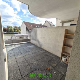 
                                                                                        Vente
                                                                                         Appartement T2 idéalement situé - 44 m²