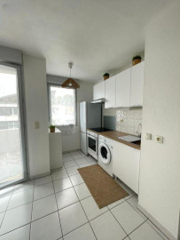 
                                                                                        Location
                                                                                         Appartement T2 meublé