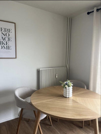 
                                                                                        Location
                                                                                         Appartement T2 meublé