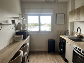 
                                                                                        Location
                                                                                         Appartement T2 meublé