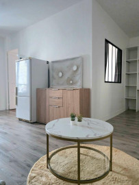 
                                                                                        Location
                                                                                         Appartement T2 meublé à Clichy à louer