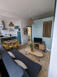 
                                                                                        Location
                                                                                         Appartement T2 Meublé et Rénové