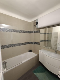 
                                                                                        Location
                                                                                         Appartement T2 meublé Gare de Clamart