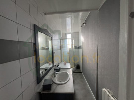 
                                                                                        Location
                                                                                         Appartement T2 meublé, proche centre