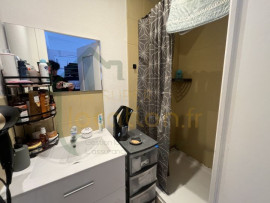 
                                                                                        Location
                                                                                         Appartement T2 meuble, proche centre