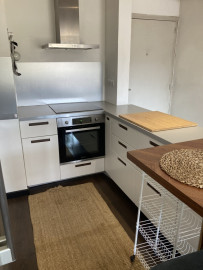 
                                                                                        Location
                                                                                         Appartement T2 meublé - Terrasse