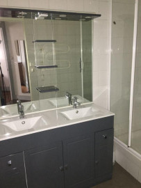 
                                                                                        Location
                                                                                         Appartement T2 Palais de Justice / Place Guichard