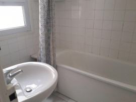
                                                                                        Location
                                                                                         Appartement T2, Paris 75005, 36,9 m2 1300 euros