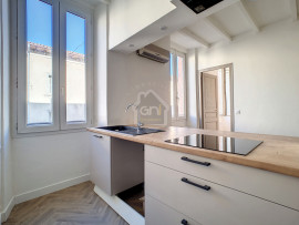 
                                                                                        Location
                                                                                         Appartement T3 - 1er étage