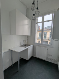 Location
Appartement T3 à Chartrons