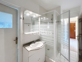 Location
                                                                                Appartement T3 à louer à ST-LO