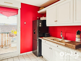 
                                                                                        Vente
                                                                                         Appartement T3 au calme  bourg hors surtourisme