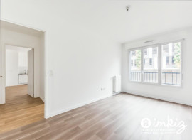
                                                                                        Vente
                                                                                         Appartement T3 avec balcon et place de parking