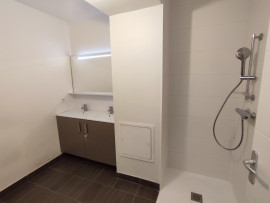 
                                                                                        Vente
                                                                                         T3 avec balcon loggia et deux parkings