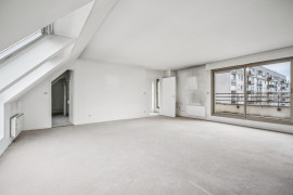 
                                                                                        Vente
                                                                                         Dernier étage - Appartement T2 avec terrasse