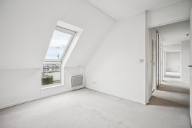 
                                                                                        Vente
                                                                                         Dernier étage - Appartement T2 avec terrasse