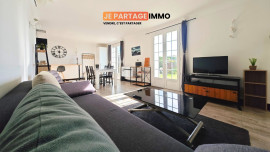 
                                                                                        Vente
                                                                                         Appartement T3 Bidart centre, 3eme ligne océan, inspiration loft avec jardin et vue Pyrénées