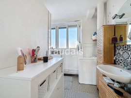 
                                                                                        Vente
                                                                                         Appartement T3, centre-ville SAINT-LÔ