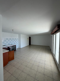 
                                                                                        Location
                                                                                         Appartement T3 de 75M2 SAINT ANDRÉ