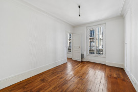 
                                                                                        Vente
                                                                                         Appartement T3 - Levallois - 34 Rivay