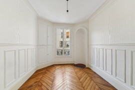 
                                                                                        Vente
                                                                                         Appartement T3 - Levallois - 34 Rivay