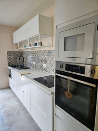 
                                                                                        Location
                                                                                         Appartement T3 meublé à louer (loyer tout inclus)