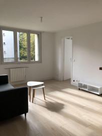 
                                                                                        Location
                                                                                         Appartement T3, meublé, calme et lumineux