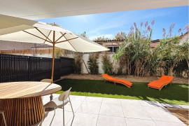 
                                                                                        Location
                                                                                         Jardins De Borely