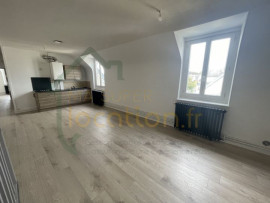 
                                                                                        Location
                                                                                         Appartement T3, proches commodités