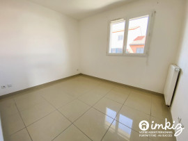 Vente
Appartement T3 + terrasse +2 parkings