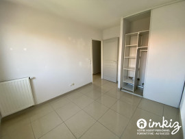 
                                                                                        Vente
                                                                                         Appartement T3 + terrasse +2 parkings