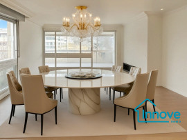 
                                                                                        Vente
                                                                                         APPARTEMENT T4 -137M2 - PALAIS ROYAL- LE CHESNAY