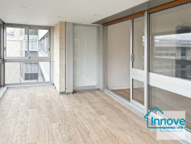 
                                                                                        Vente
                                                                                         APPARTEMENT T4 -137M2 - PALAIS ROYAL- LE CHESNAY