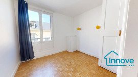 
                                                                                        Vente
                                                                                         Appartement T4/5 à Vendre - quartier St Louis- Versailles