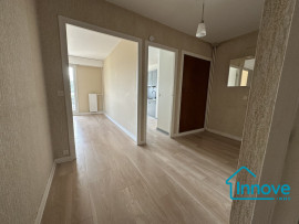 
                                                                                        Location
                                                                                         Appartement T4 à louer - Versailles Chantiers