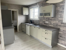 
                                                                                        Location
                                                                                         Appartement T4 Bord de Loire