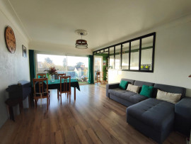 
                                                                                        Location
                                                                                         Appartement T4 dans résidence calme et sécurisée