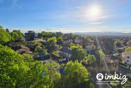 
                                                                                        Vente
                                                                                         Appartement T4 double vue d'exception, avec balcon