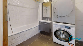 
                                                                                        Vente
                                                                                         Appartement T4 Lumineux et Spacieux - 85 m² avec loggia