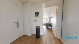 
                                                                                        Vente
                                                                                         Appartement T4 Lumineux et Spacieux - 85 m² avec loggia