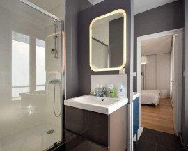 
                                                                                        Location
                                                                                         Appartement T4 Meublé – Quartier Préfecture