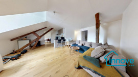 
                                                                                        Vente
                                                                                         Appartement T5 à vendre -Jouy-en-Josas centre