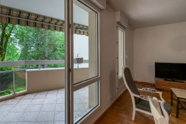Vente
Appartement T5 de 101.5 m² + balcon + 2 places de parking