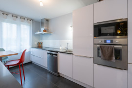 Vente
Appartement T5 de 101.5 m² + balcon + 2 places de parking