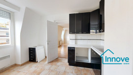 
                                                                                        Vente
                                                                                         APPARTEMENT T5- LE CHESNAY- DERNIER ETAGE