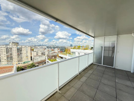 
                                                                                        Vente
                                                                                         Appartement T5 Triplex  à Issy les Moulineaux
