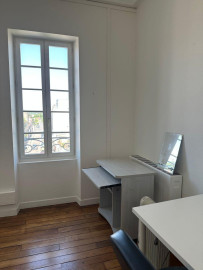 
                                                                                        Colocation
                                                                                         appartement tranquille