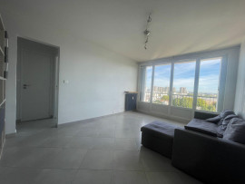 Vente
Appartement traversant 3 pièces vue coup de cœur