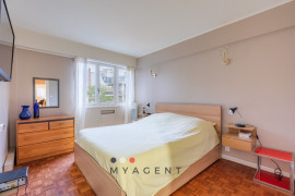 Vente
Appartement traversant - Cœur de Passy