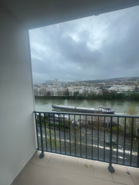 
                                                                                        Location
                                                                                         Appartement très bien situé à 6 min de la tour Eiffel (loyer tout inclus)